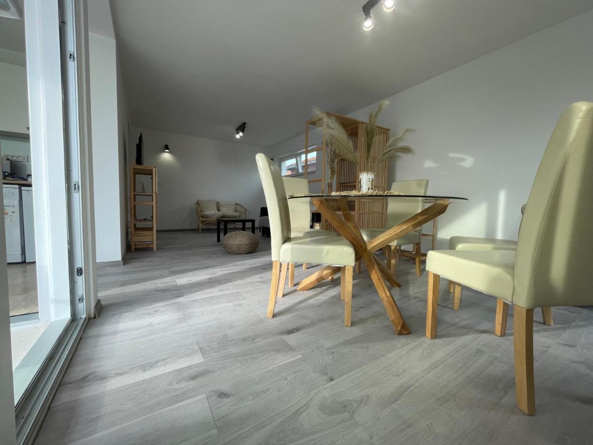 Vila Regina Apartment Regina With Swimming Pool Jezera Εξωτερικό φωτογραφία
